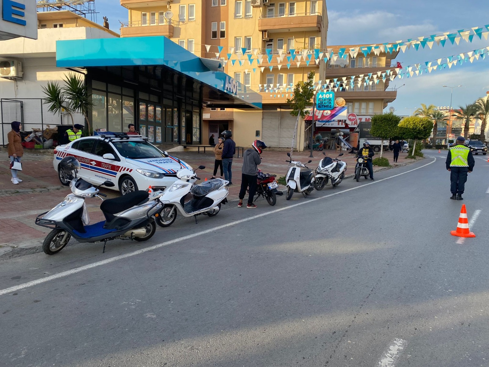 Alanyadaki Ok Uygulamada Ara Trafikten Men Edildi Ger Ek Alanya