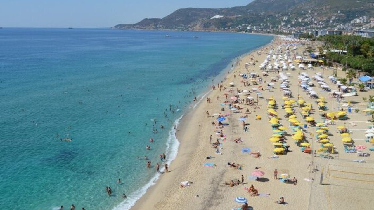 Alanya'da turistleri rahatsız eden Suriyelilere jet müdahale