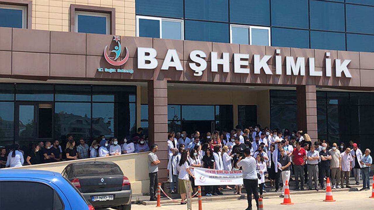 Doktorun öldürülmesinin ardından  Alanya'dan tepki 