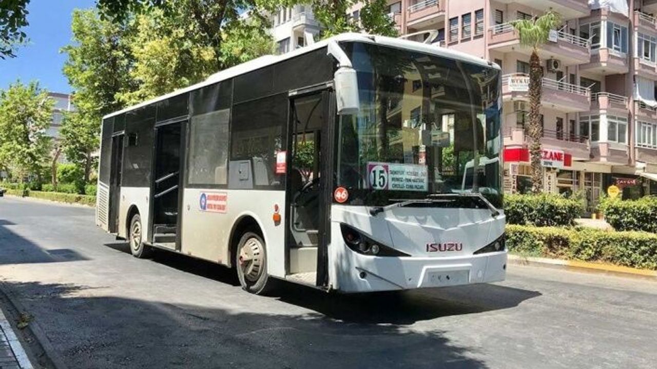 Kaleye otobüs seferleri için küçük araç formülü