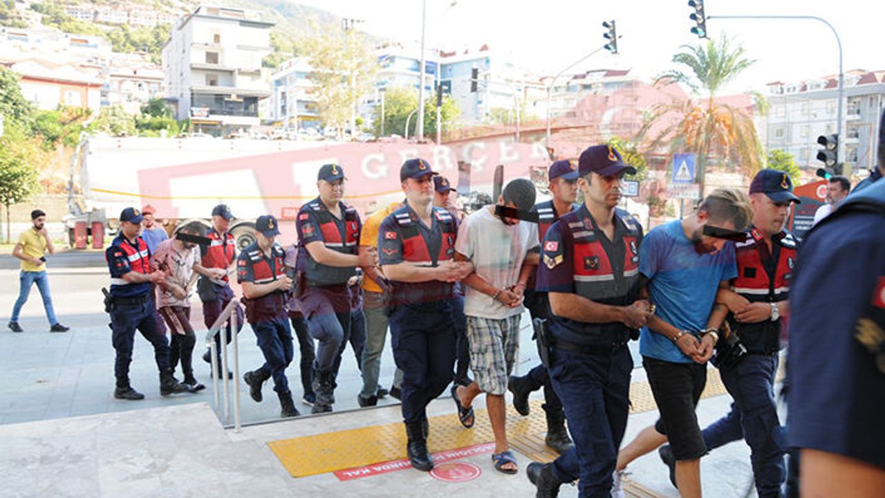 Alanya'da Beyaz Kelebek Operasyonu'nda 8 kişi daha adliyede