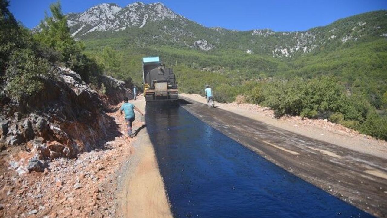 Alanya’da o mahalle 5 km yol ile asfaltlandı