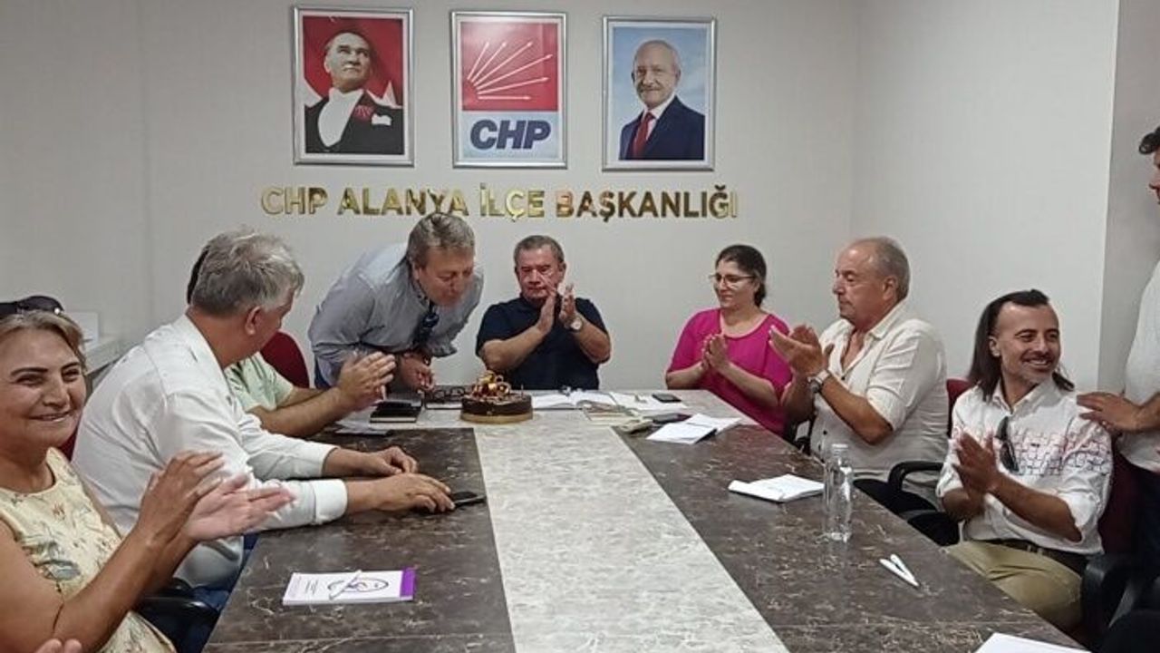 Ali Hancı’ya erken doğum günü sürprizi