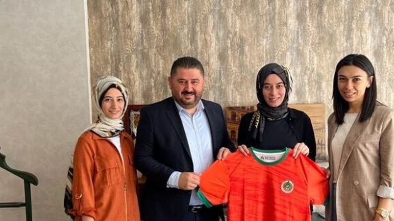 ALTSO Başkan Adayı Bilal Gömeç’ten kadın mimarlara ziyaret