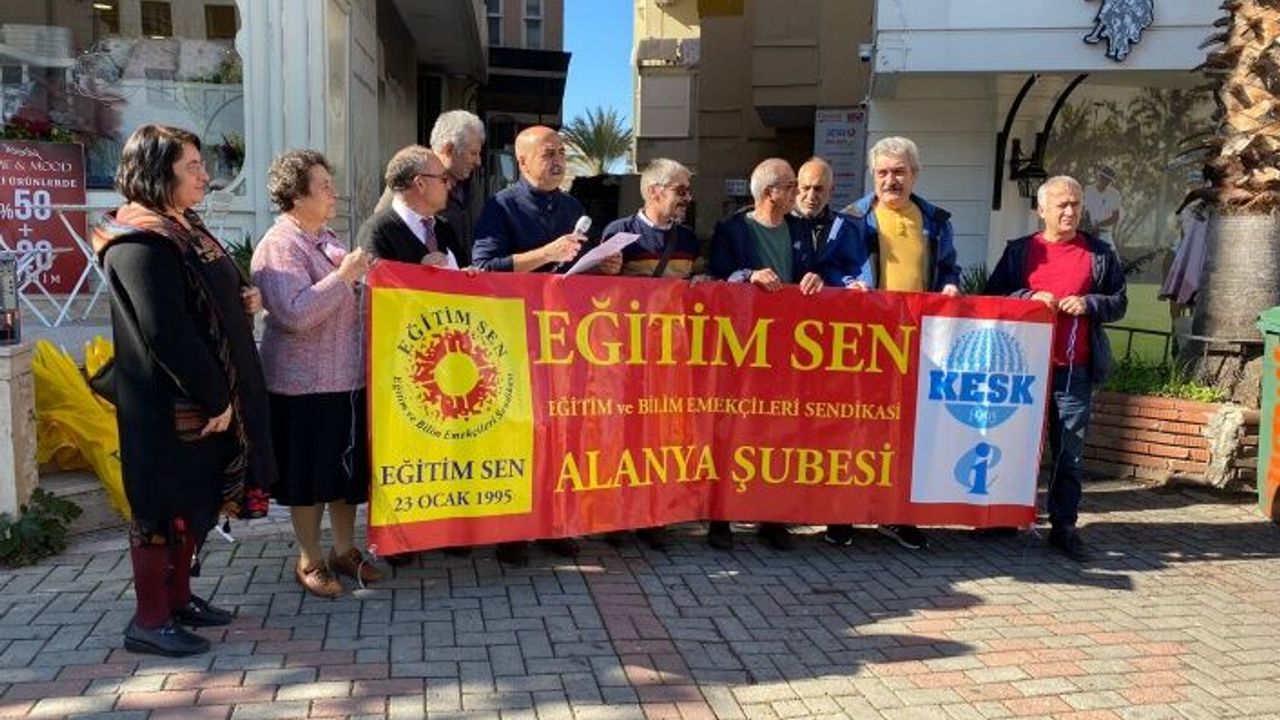 ‘Bakanlık sorun çözmek yerine algı oluşturuyor’