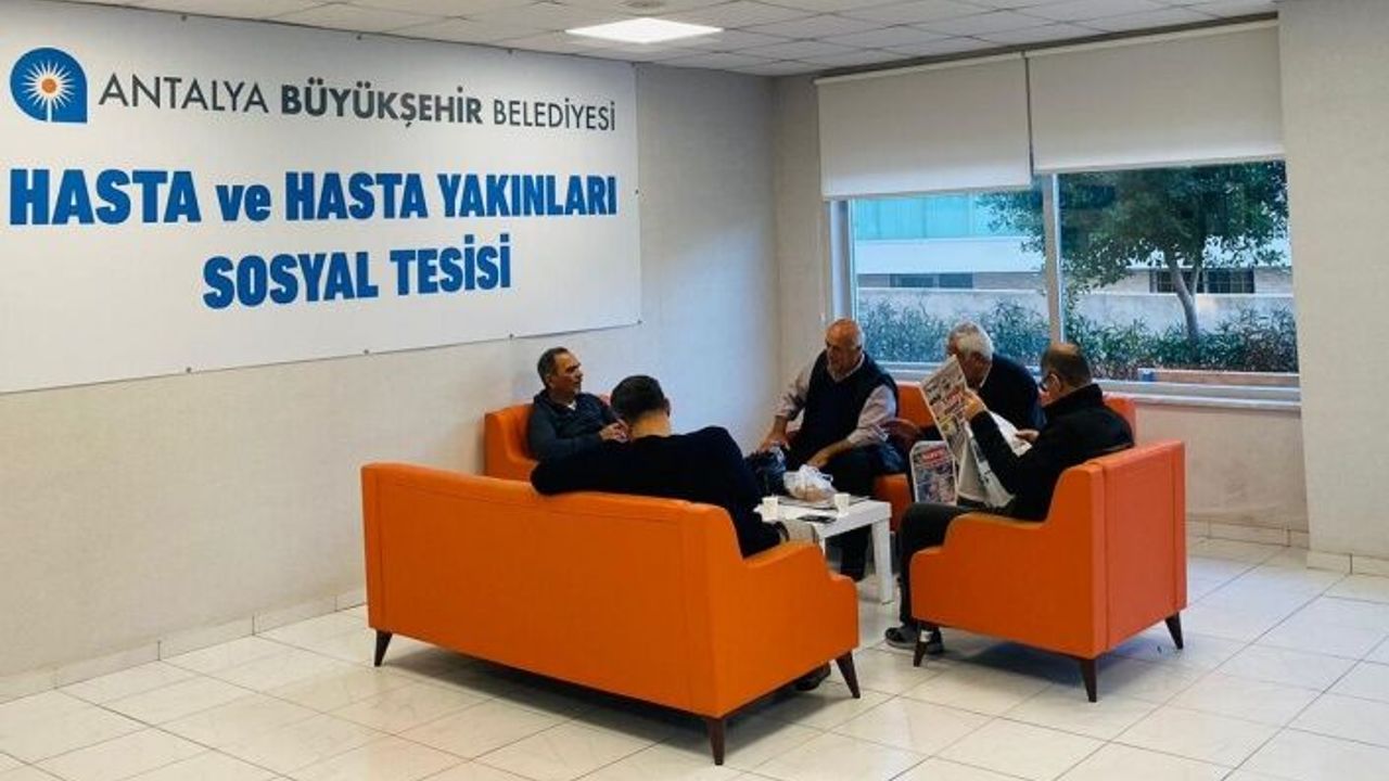 Büyükşehir Alanya’da hasta ve yakınlarını evinde hissettiriyor