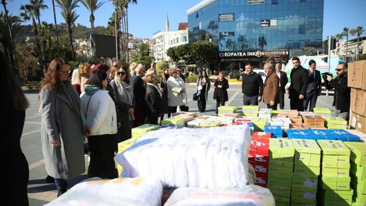 Alanya Belediyesi Yabancılar Meclisi’nden depremzedelere yardım