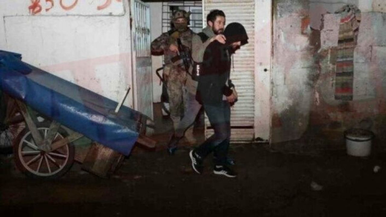 Alanya'da 'Kökünü Kurutma Operasyonu’ sürüyor