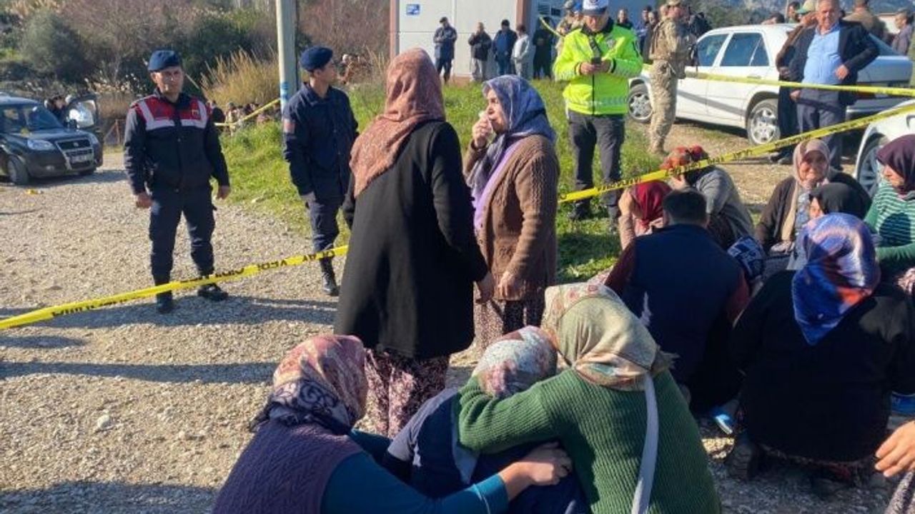 Antalya'da kan donduran olay! Mahalle muhtarı dahil 3 ölü, 1 yaralı | VİDEO HABER