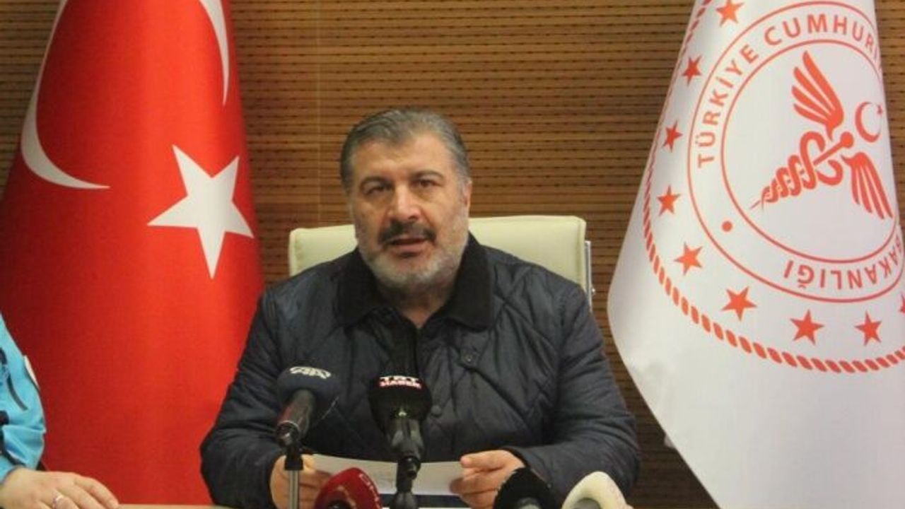 Bakan Koca açıkladı: Depremlerde 448 sağlık çalışanı yaşamını yitirdi