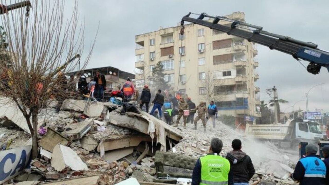 Yıkılan binalar soruşturmasında 14 kişiden 3’ü öldü