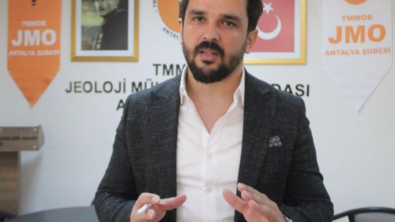 JMO Başkanı Çeltik'ten "deprem öldürmez, bina öldürür" söylemine eleştiri