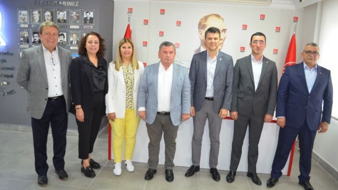 CHP'den sandık görevlilerine özel kokteyl