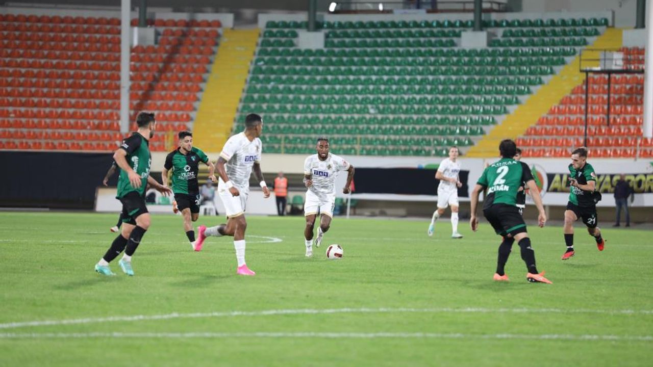 Alanyaspor, kupa maçında Kocaelispor’u yendi