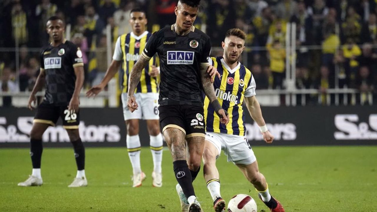Alanyaspor, Fenerbahçe’den 1 puanı kaptı