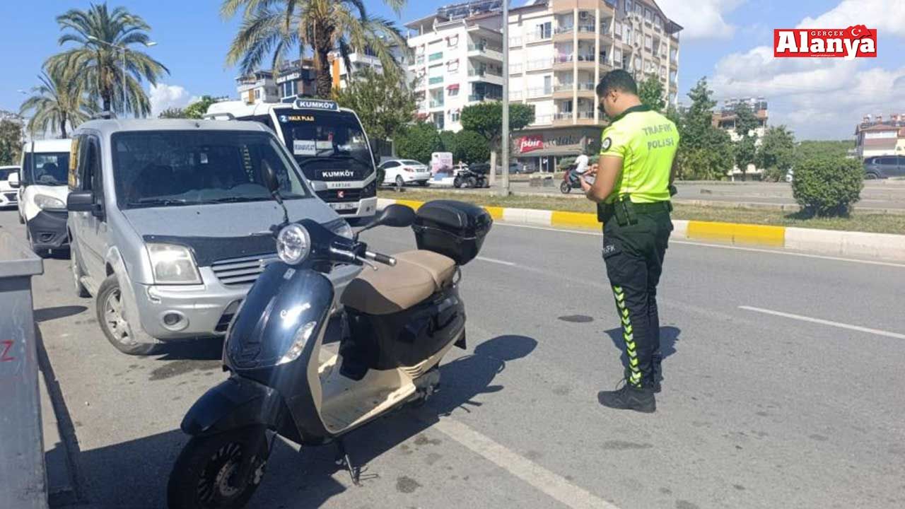 Alkollü motosiklet sürücüsü kazada yaralandı