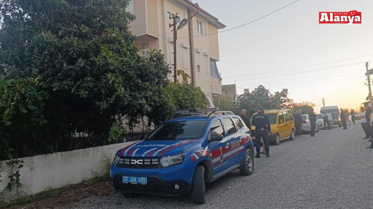 İnsan kaynakları müdürü evinde ölü bulundu