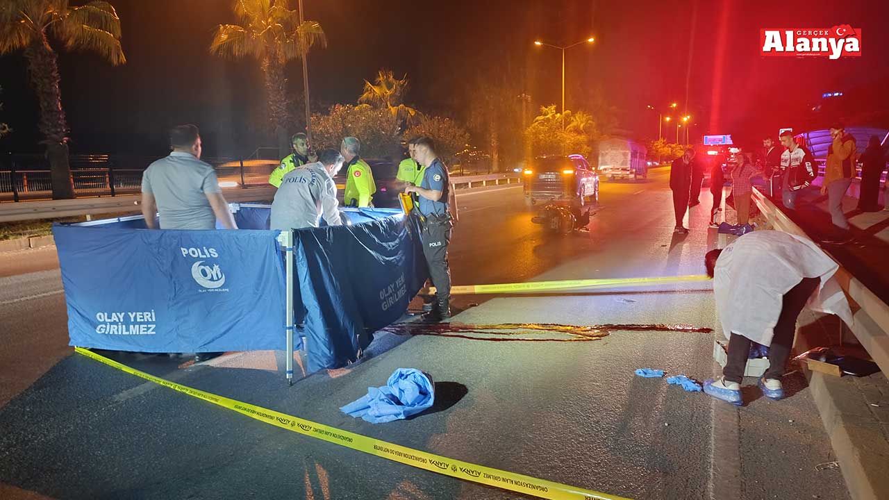 Alanya'da otomobille çarpışan motosiklet sürücüsü öldü