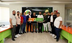 İş adamlarından VIP kombine desteği
