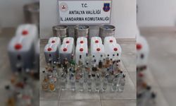 Otel odasında sahte içki ele geçirildi