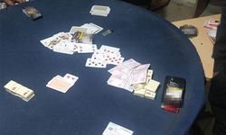 Alanya'da kumar oynayan 6 kişiye jandarmadan ceza!