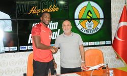 Alanyaspor Senegalli Rassoul’le 1 yıllığına anlaştı