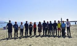 Alanya Belediyesi’nden plajdaki deniz çöpleri için kategorize çalışması