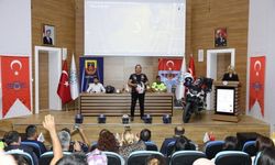 Alanya'da üniversite öğrencilerine trafik güvenliği anlatıldı