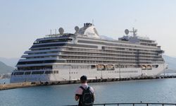 Alanya'ya "Seven Seas Explorer" ile 583 turist geldi | VİDEO HABER