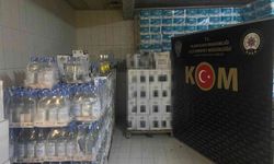 Alanya’da sahte bandrollü içki yakalandı