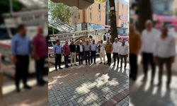 Eray Erdem’den Cuma Pazarı esnafına ziyaret