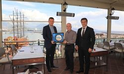 Kaymakam Ürkmezer’den Kaptanoğlu’na şükran ziyareti 