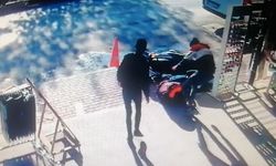 Otomobile çarpıp metrelerce sürüklendi