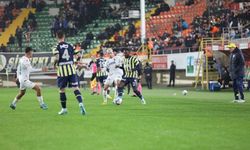 Alanyaspor kendi evinde FB’ye 4-2 mağlup oldu