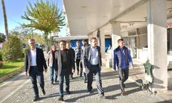 MHP Avsallar esnafını ziyaret etti