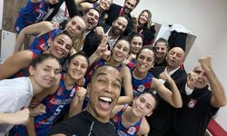 Alanya Belediyespor Manisa'dan galip dönüyor