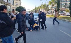 Motosiklet sürücüsü şerit ihlali sonucu hastanelik oldu