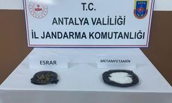 Yolcu otobüsünde koltuğun altına koyduğu uyuşturucu ile yakalandı