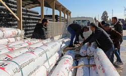 Alanya'da çiftçilere 8 bin 400 metrekare sera naylonu teslim edildi