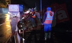 Alanya'da hafriyat kamyonu bariyeri aşıp piknik alanını yıktı | VİDEO HABER