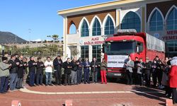 ALKÜ'den deprem bölgesine bir TIR'lık yardım