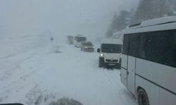 Antalya-Konya karayolu TIR'lar hariç araç trafiğine açıldı