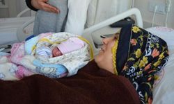 Kahramanmaraş'dan gelen depremzede 2 Anne Alanya'da doğum yaptı