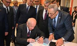 Bahçeli, milletvekili adaylık başvurusunu gerçekleştirdi