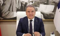 Başkan Böcek, Atatürk'ün Antalya'ya gelişinin 93'üncü yılını kutladı