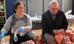 Depremde akrabalarını kaybetti, acısını bir kenara bırakıp yardım koştu | VİDEO HABER