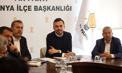 AK Parti Alanya mahalle başkanları ile bir araya geldi