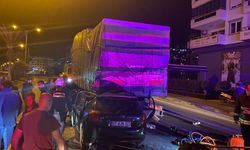 Alanya’da kamyon ile otomobil çarpıştı: 1 ölü, 2 yaralı