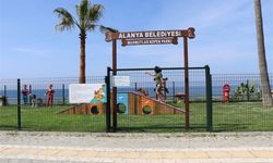 Alanya Belediyesi’nden patili dostlar için yeni bir park