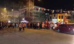 Alanya'da Galatasaray'ın şampiyonluk coşkusu sokaklara taştı | VİDEO HABER